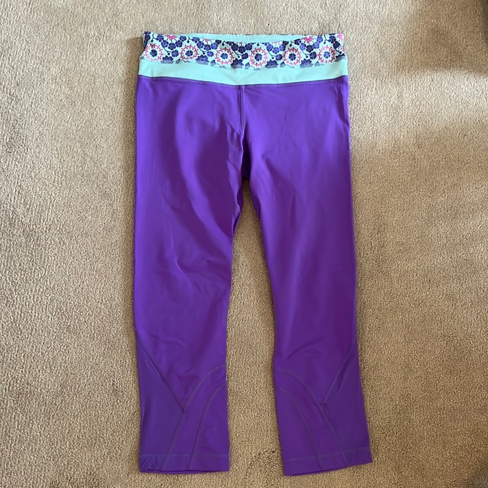 Lululemon Cropped Yoga Pants
